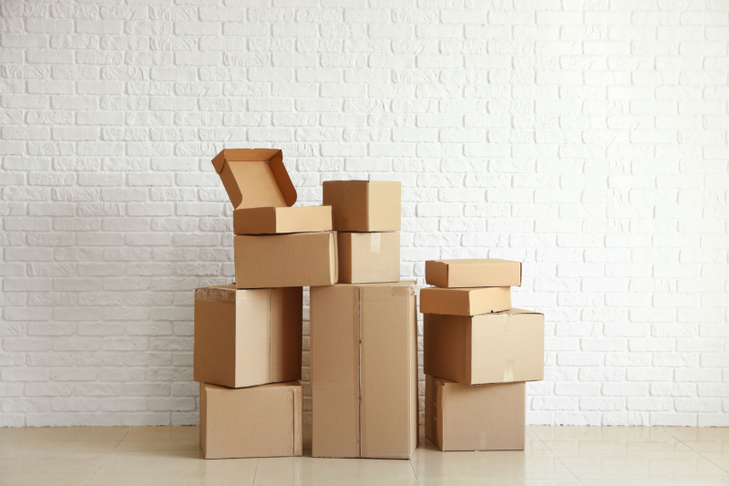 What are the essential types of boxes for moving?